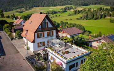 Einfamilienhaus 10 Zimmer - image - 1