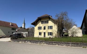 Einfamilienhaus 9.5 Zimmer - image - 2
