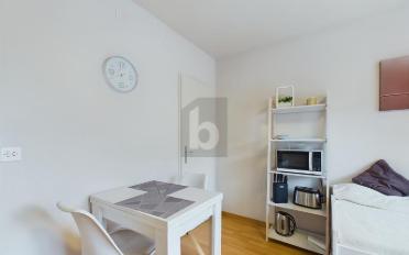 Furnished flat 1.5 rooms - image - 4