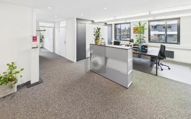 Bureau - image - 1
