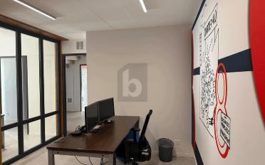 Bureau 5 pièces - image - 2