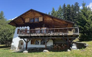 Chalet 6 pièces - image - 1