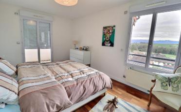 Apartment 4 rooms - image - 7
