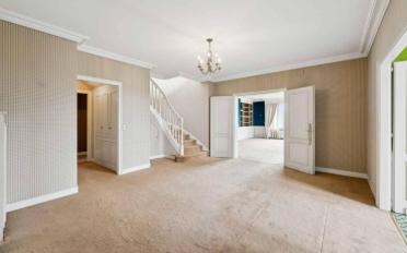 Attic flat 9 rooms - image - 3