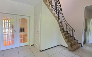 Single house 8 rooms - image - 3