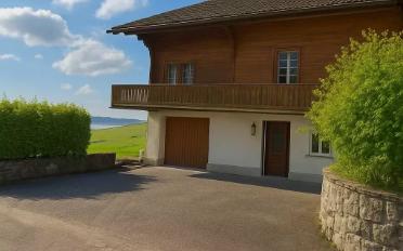 Chalet 6.5 pièces - image - 1