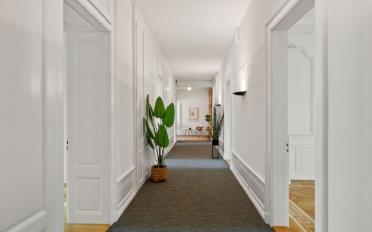 Office - image - 8