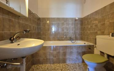 Attic flat 2.5 rooms - image - 11