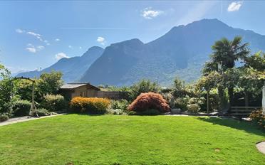 Villa 8.5 Zimmer - image - 2