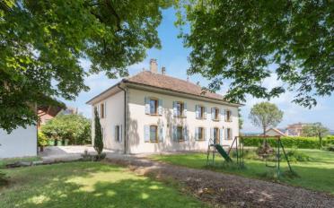 Single house 12 rooms - image - 1