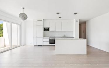 Apartment 5 rooms - image - 2
