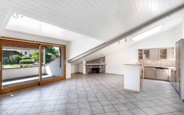 Dachwohnung 3.5 Zimmer - image - 1