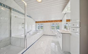 Villa 8 Zimmer - image - 9