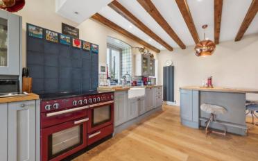 Single house 10 rooms - image - 7