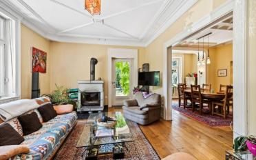 Single house 10.5 rooms - image - 10