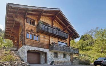 Chalet 7.5 pièces - image - 1