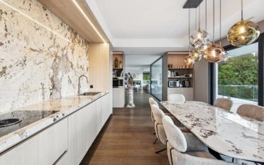 Maison 10 pièces - image - 2