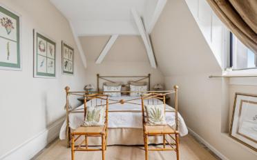 Single house 10 rooms - image - 6