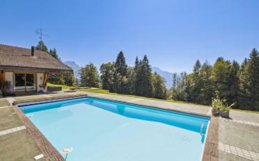 Chalet 8 pièces - image - 1