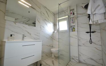 Single house 7.5 rooms - image - 12