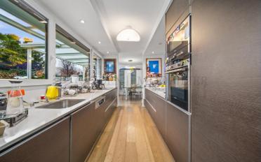 Single house 8 rooms - image - 6