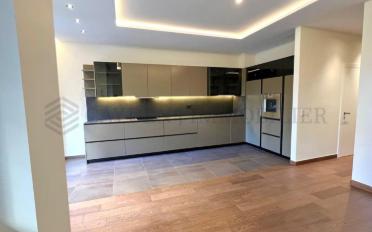 Apartment 4 rooms - image - 1