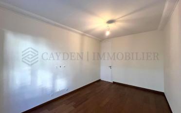 Apartment 4 rooms - image - 7