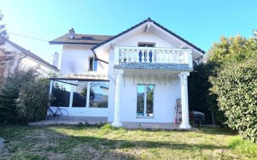Mixed use property - image - 2