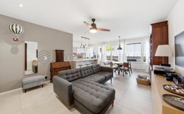 Apartment 4 rooms - image - 2