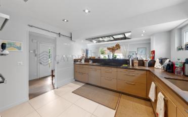Maison 9 pièces - image - 10