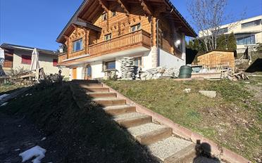 Chalet 4.5 pièces - image - 1