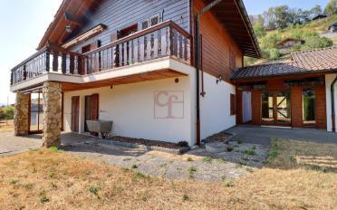 Chalet 5.5 pièces - image - 1