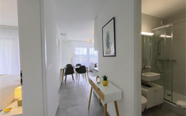 Furnished flat 2 rooms - image - 3