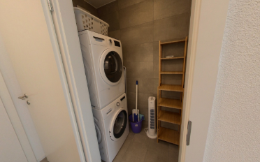 Furnished flat 4 rooms - image - 8