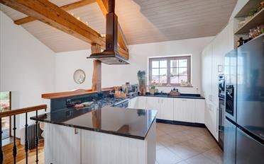 Doppeleinfamilienhaus 7.5 Zimmer - image - 3