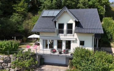 Villa 5.5 Zimmer - image - 1