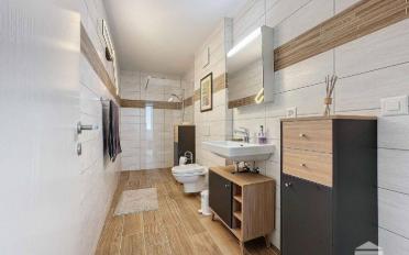 Attic flat 3.5 rooms - image - 11