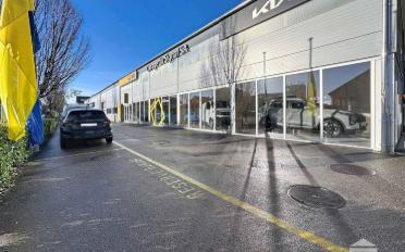 Commercial - image - 12