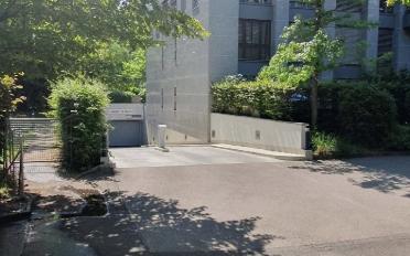 offener Parkplatz - image - 1