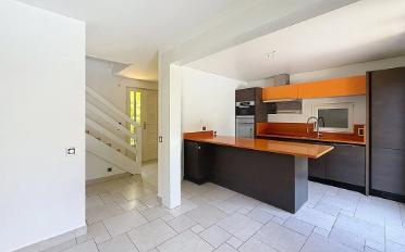 Villa 5 Zimmer - image - 4