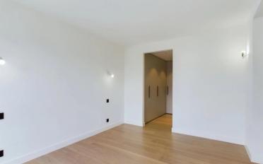 Apartment 5 rooms - image - 9