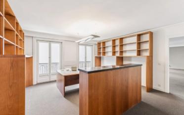 Bureau - image - 3