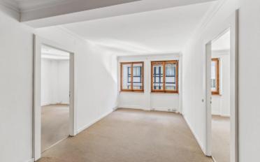 Bureau - image - 13