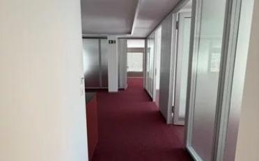 Bureau - image - 8