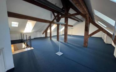 Office - image - 3