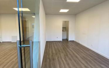 Office - image - 5