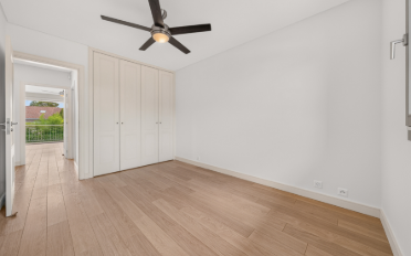 Maison jumelée 7 pièces - image - 9