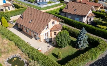 Villa 5.5 Zimmer - image - 1