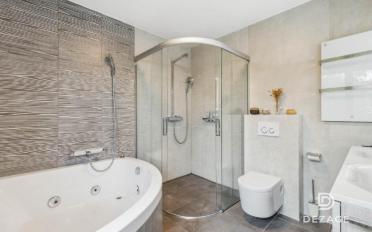 Einfamilienhaus 8.5 Zimmer - image - 12