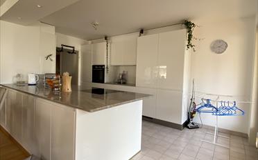 Wohnung 4.5 Zimmer - image - 4